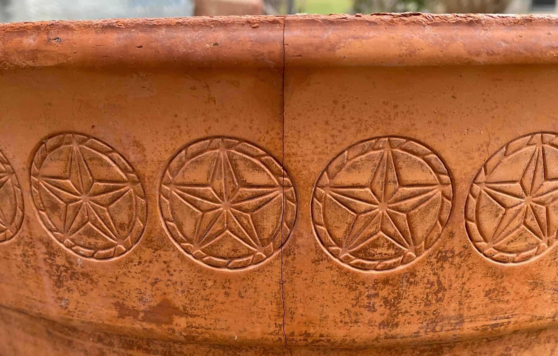 Why You Should In no way Go away Terra Cotta Pots Exterior All Winter * Monumental Weblog of Gardening